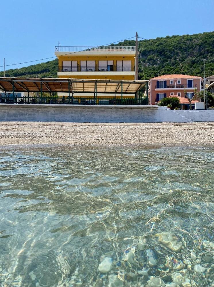 Riviera Hotel Poros  Esterno foto